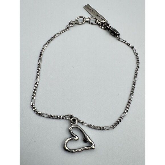 Marc Jacobs Delicate Silver Tone Figaro Heart Charm Rhinestone Love Bracelet - Picture 5 of 9